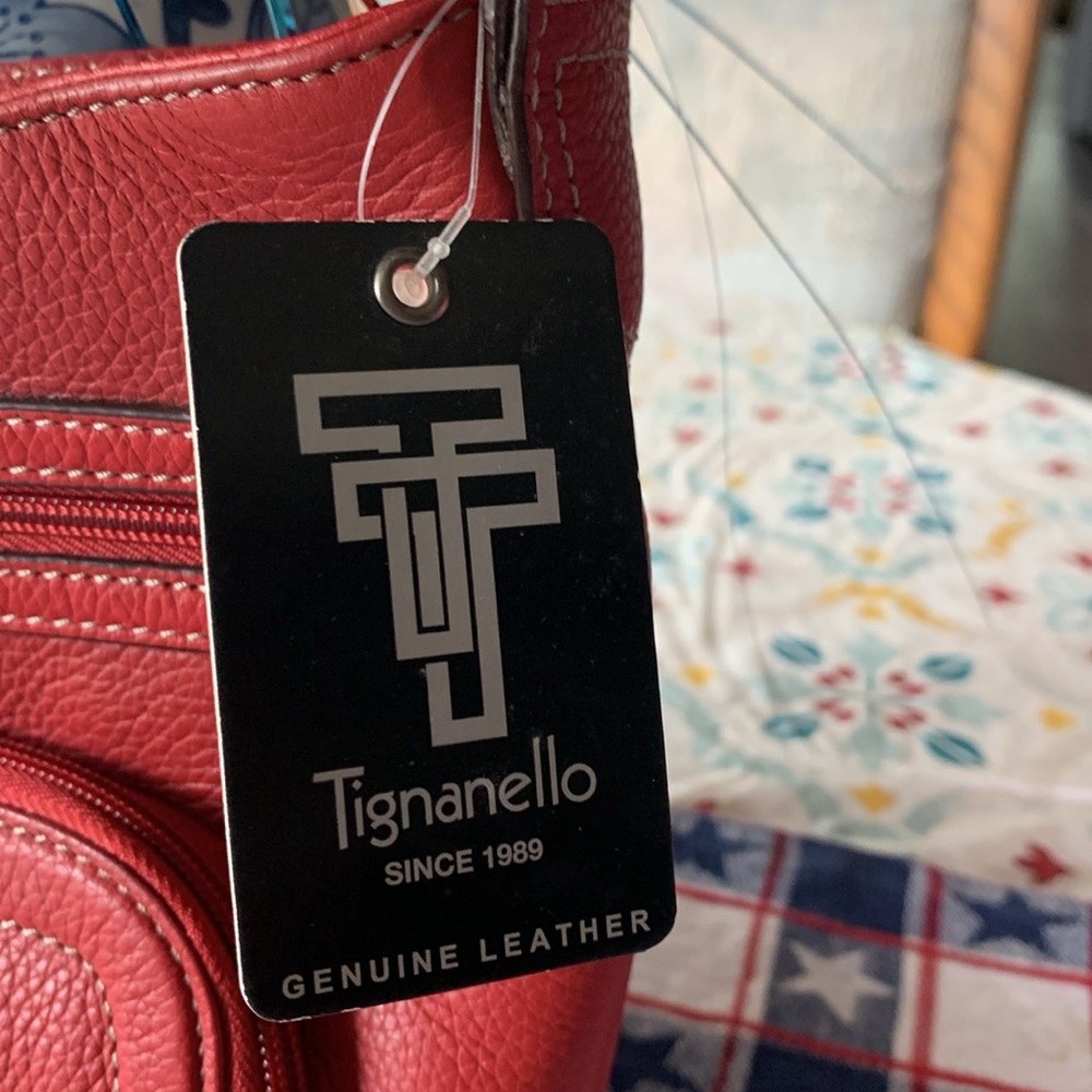 Tignanello Leather Crossbody Bag NWT - Picture 4 of 14